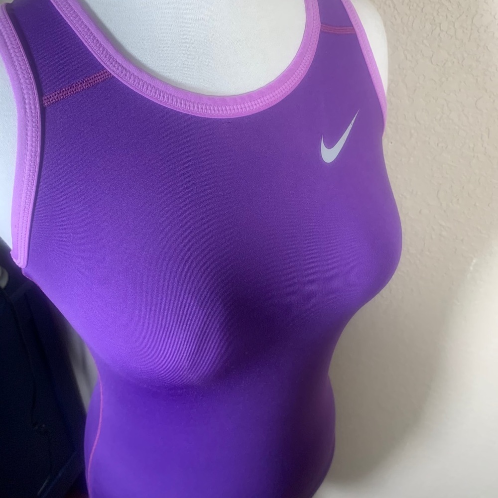 EUC Nike Pro Fitted Dri-Fit Tank - Size Medium - Picture 13 of 14